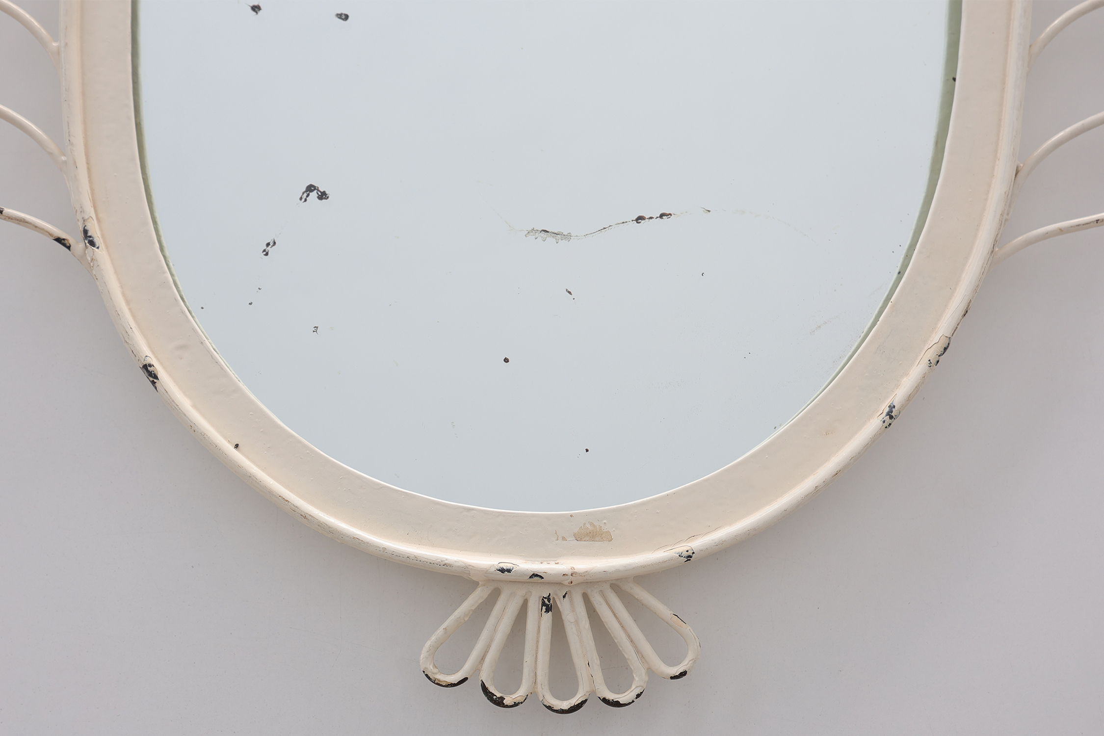 French White Lacquered Metal Mirror with Looped Wire Frame and Fan Crest, 1950sthumbnail